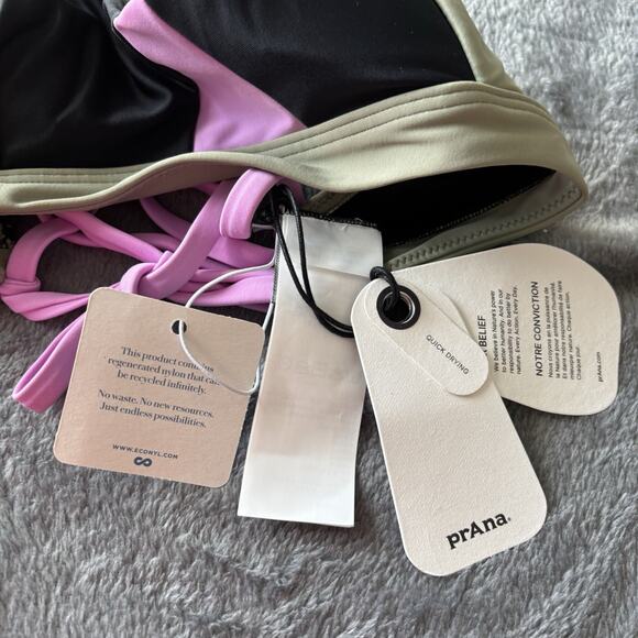 Prana Womens Swim XS Bikini Top Tulum Black Color Block UPF 50+ Lined New - Picture 5 of 9
